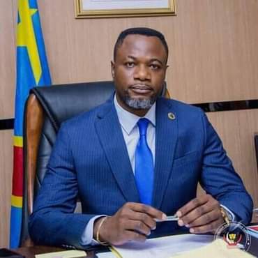 EPST : Tony Mwaba interdit l’organisation des cérémonies de collations des grades pour les élèves de maternelle