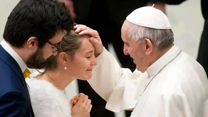 Décès du Pape François : Grégoire Mutshail évoque son appel à la paix en RDC
