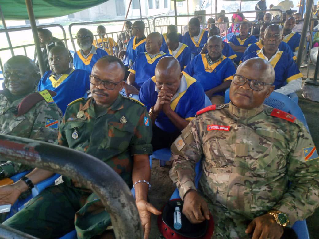 RDC – Complot contre Félix Tshisekedi : 15 ans de prison requis contre des officiers supérieurs