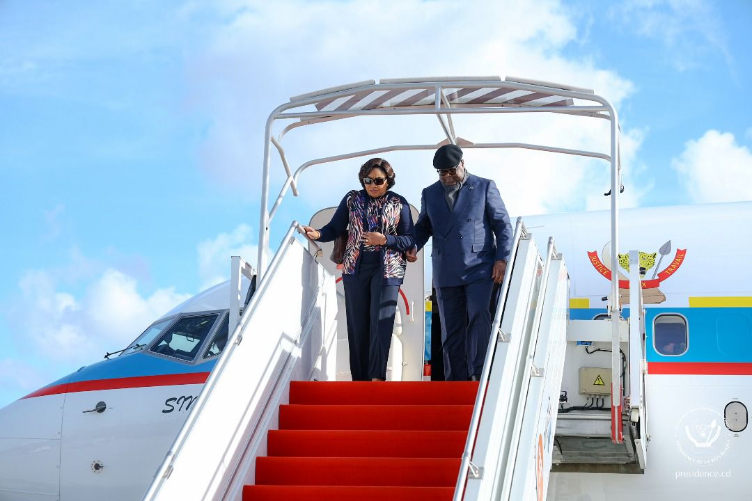 Le Président Tshisekedi foule le sol français pour un sommet crucial sur les Grands Lacs