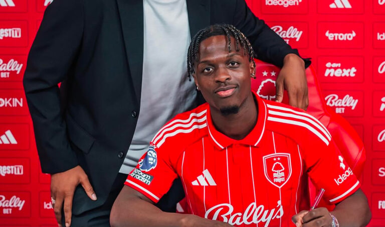 Football : Le dilemme Dilane Bakwa, l’attaquant qui vaut 35 millions d’euros.